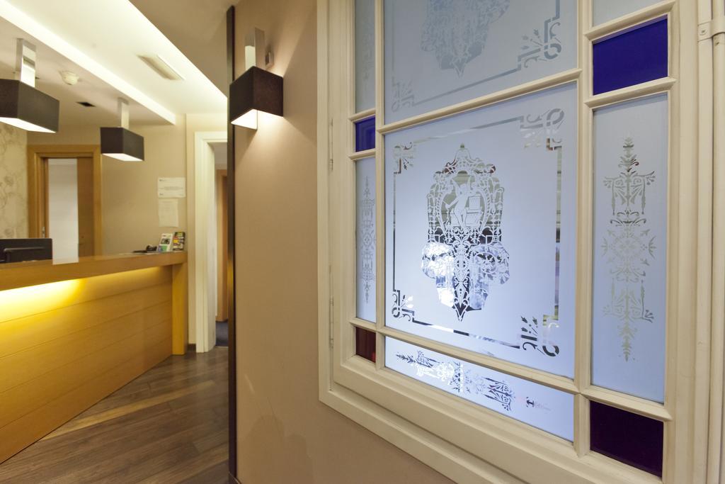 Casa Boutique Barcelona Hotel Buitenkant foto