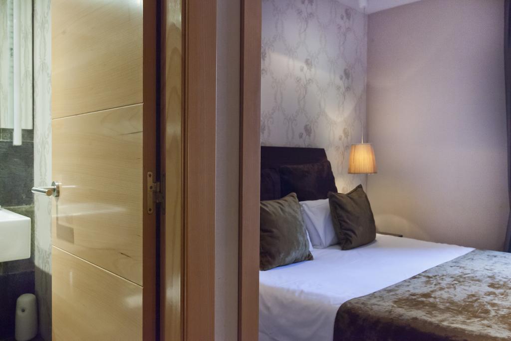 Casa Boutique Barcelona Hotel Buitenkant foto